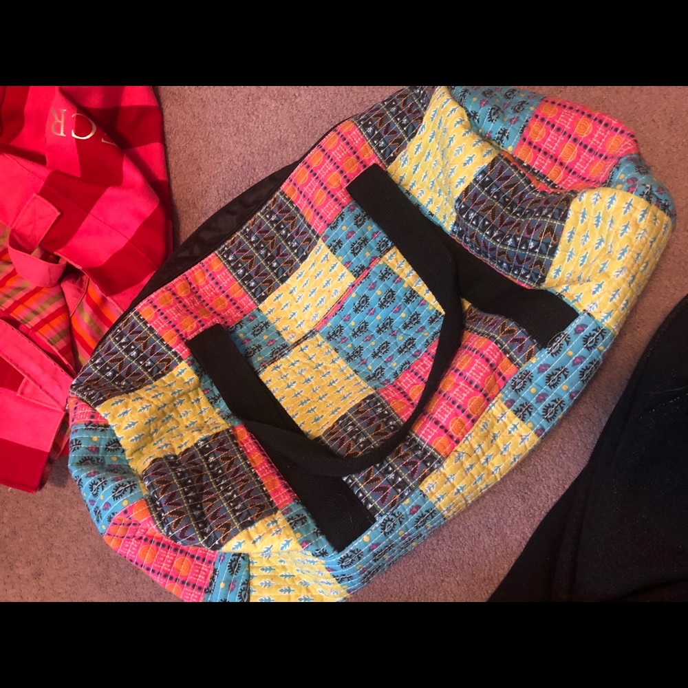 Quilted duffle bag